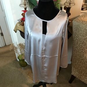 New Jessica London Tunic in Silvery gray 🛍🆕